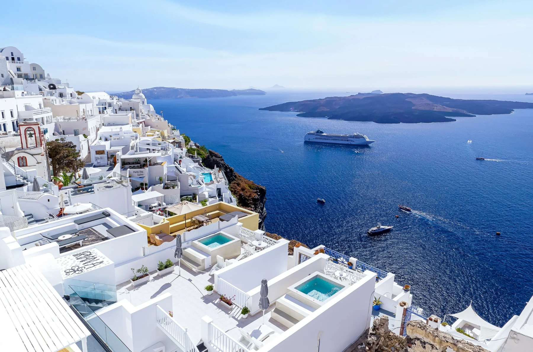 Architektur und Gassen von Santorini